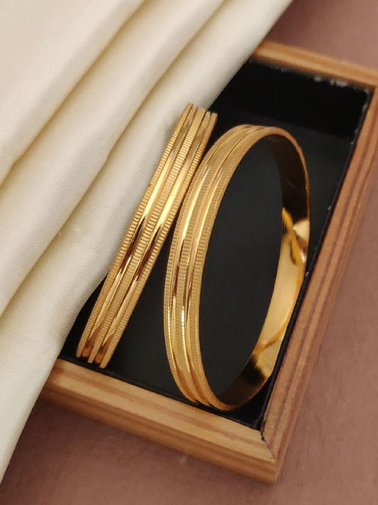 Daily Wear Lining Gold Plated Bangles